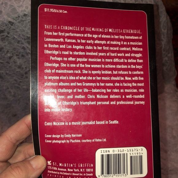 Melissa Etheridge Biography Book - Picture 2 of 5